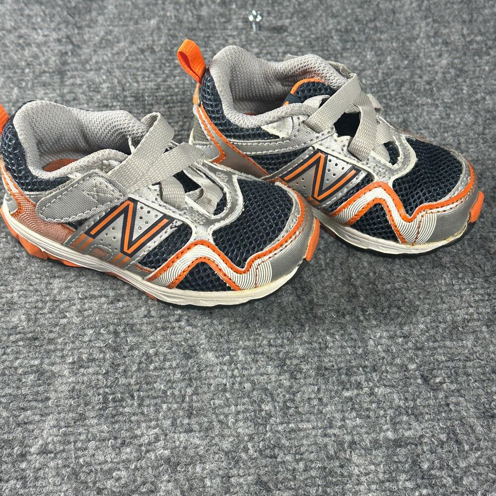New Balance 695 Toddler Shoes Size 5 Gray Orange Hook Loop Running Sneakers